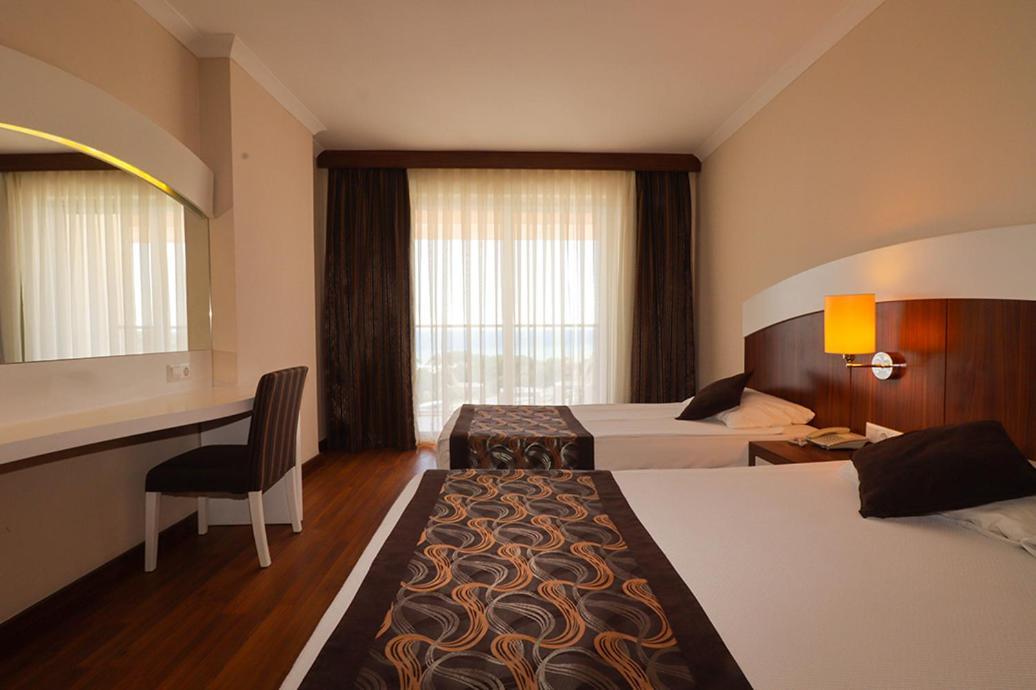 Throne Beach Resort & Spa Манавгат Екстериор снимка